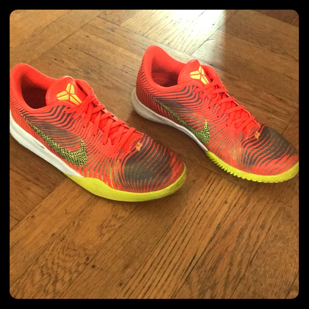 Nike Kobe Mentality 2 basketball shoes